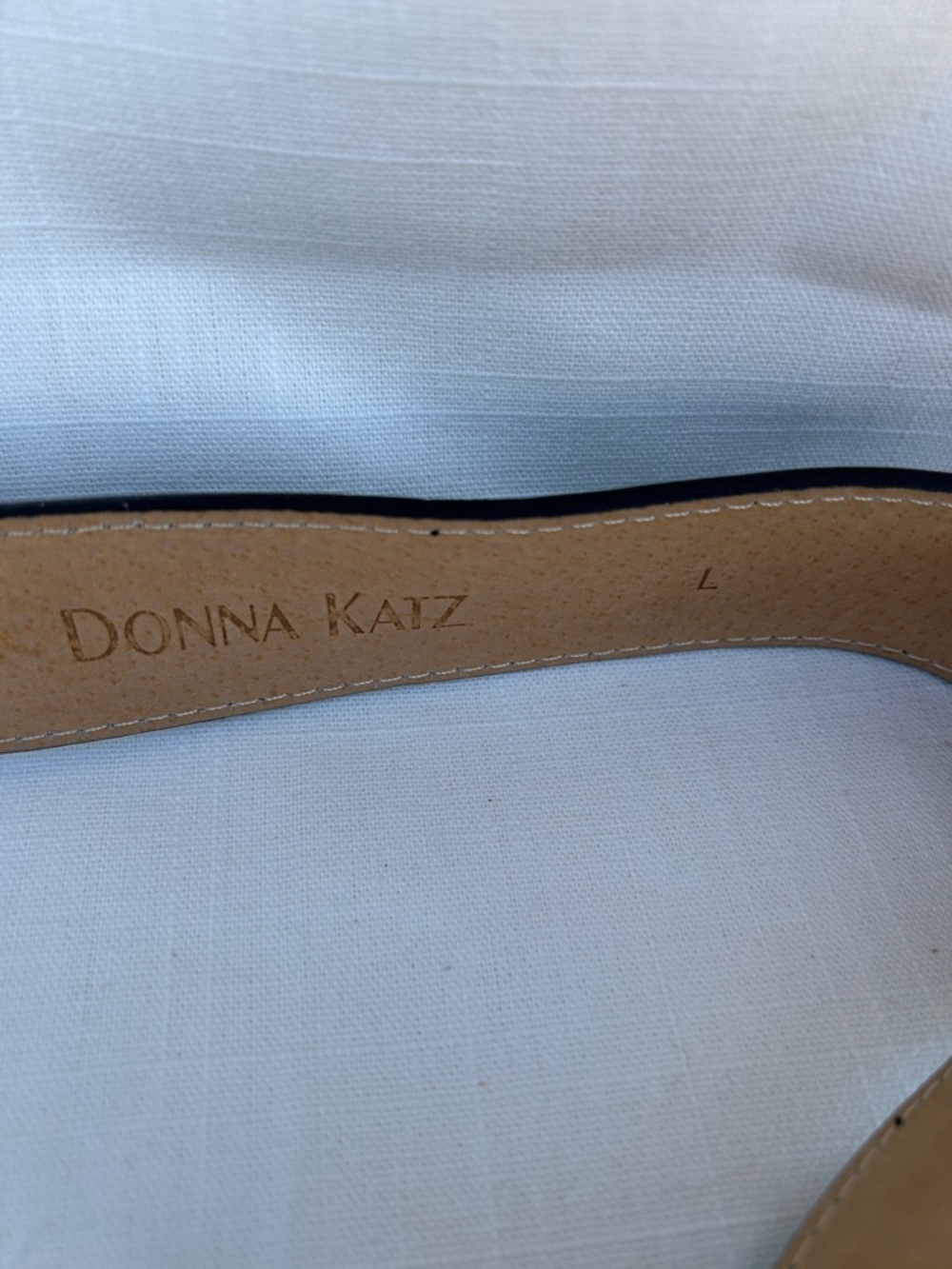 Donna Katz Black Leather Belt with Decorative Silver Buckle - Picture 3 of 12